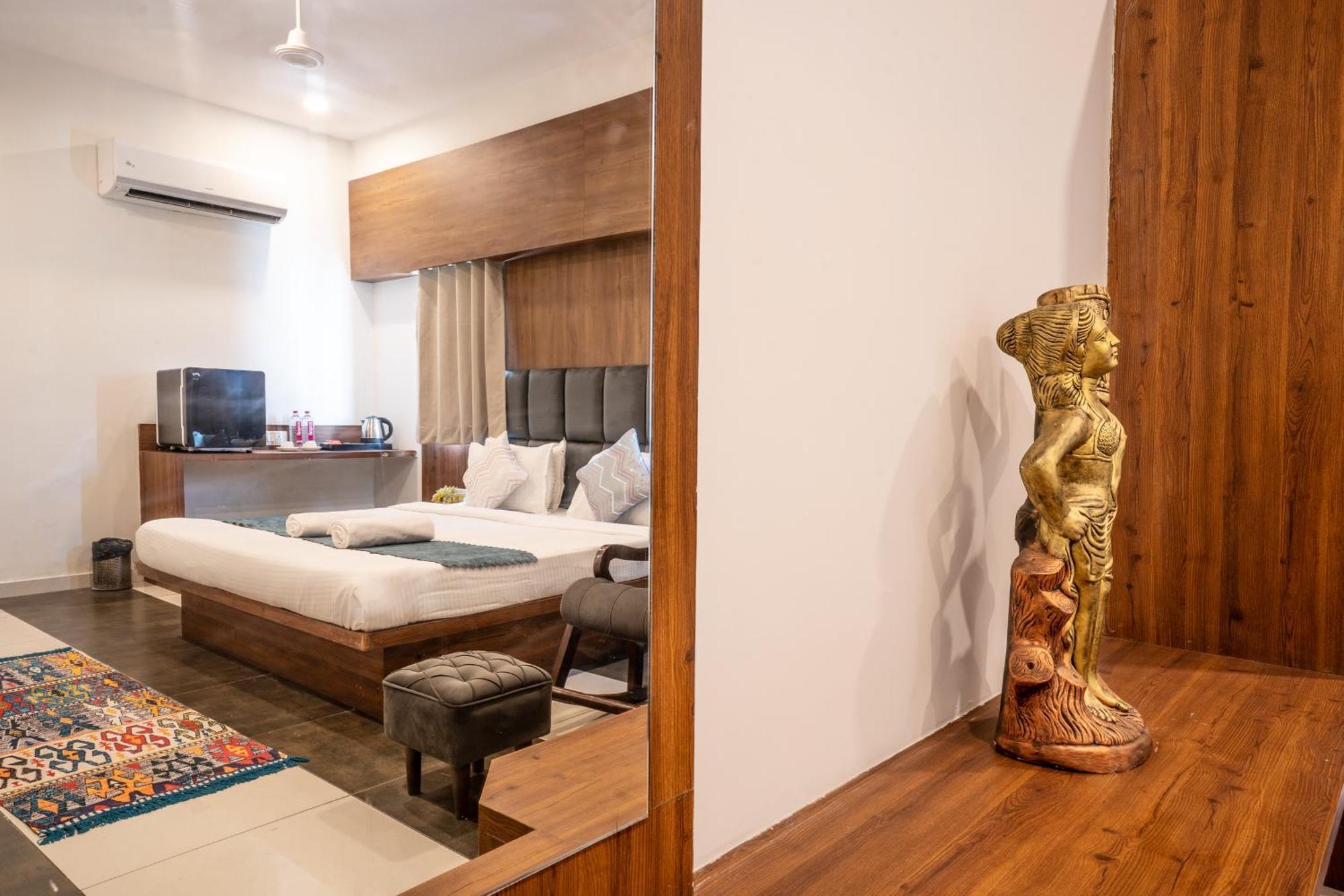 Hotel Naman Udaipur Extérieur photo