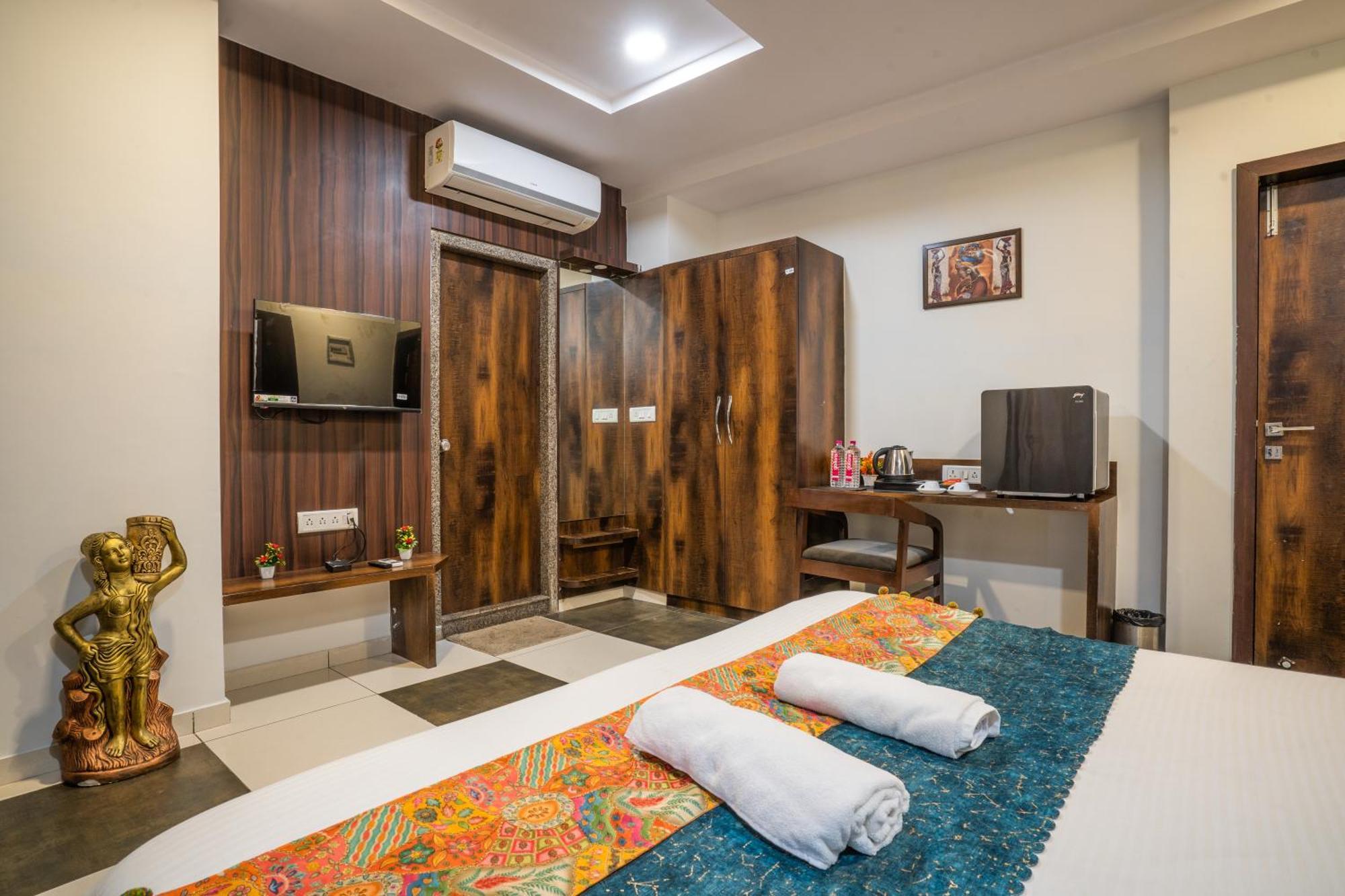 Hotel Naman Udaipur Extérieur photo