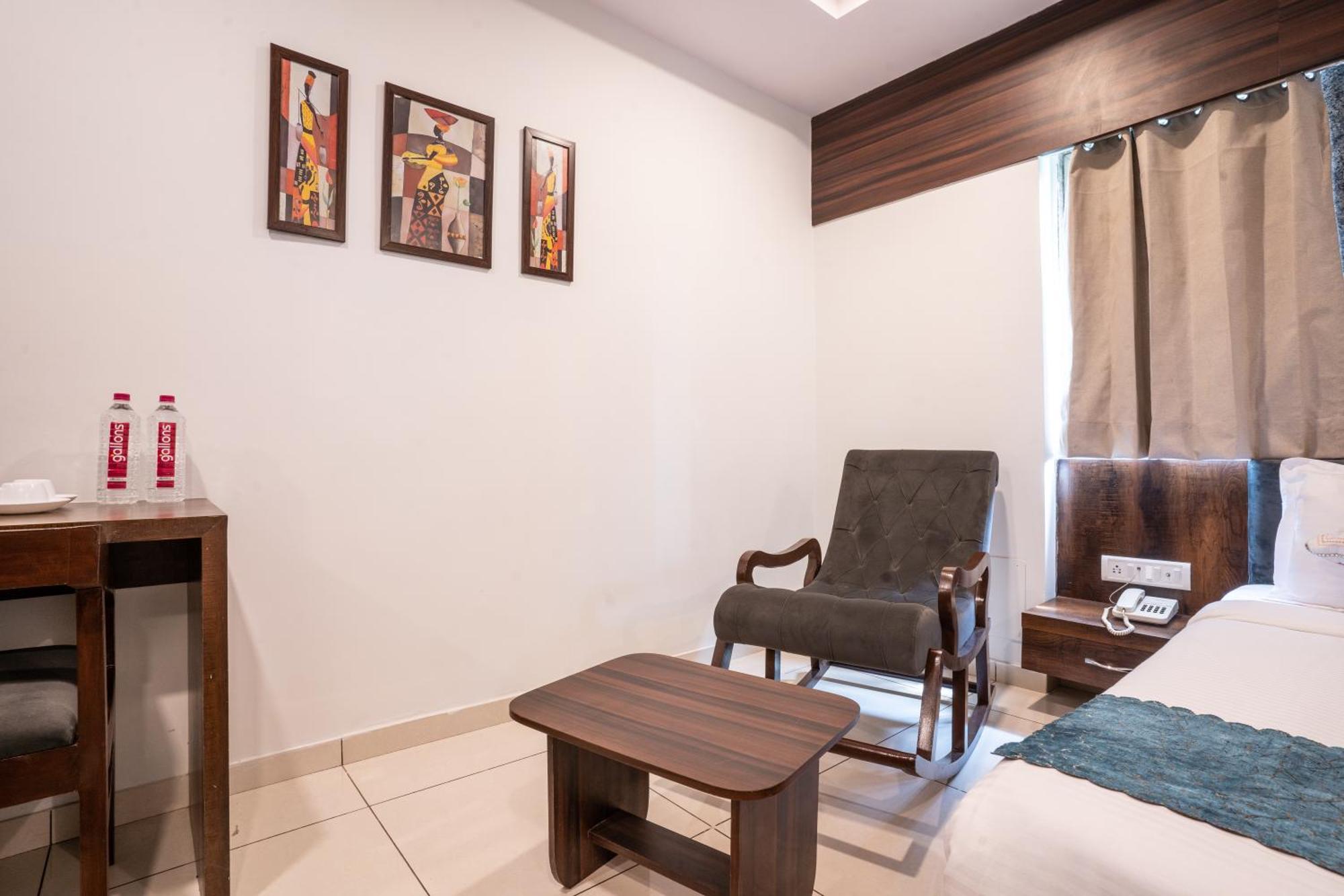 Hotel Naman Udaipur Extérieur photo