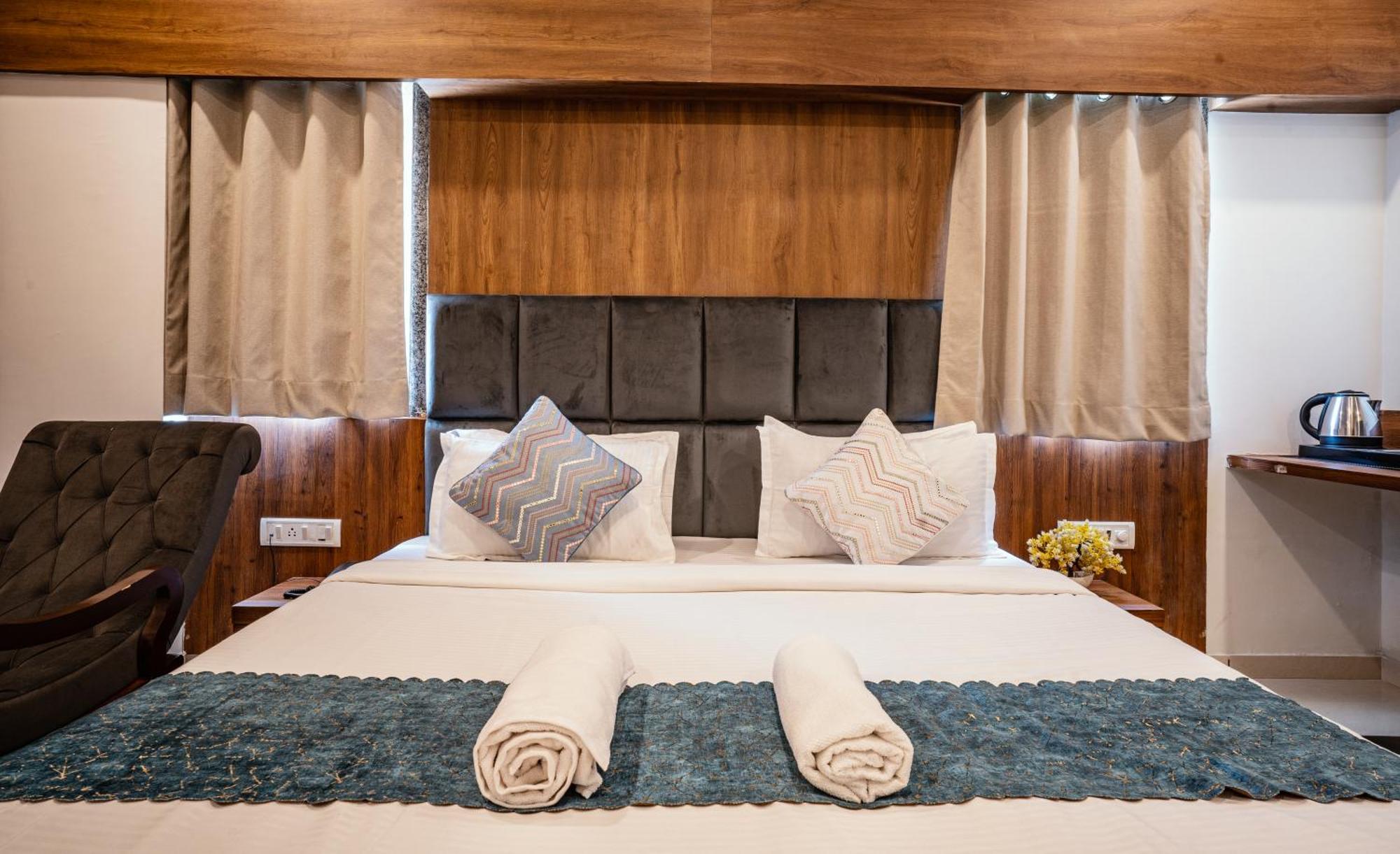 Hotel Naman Udaipur Extérieur photo
