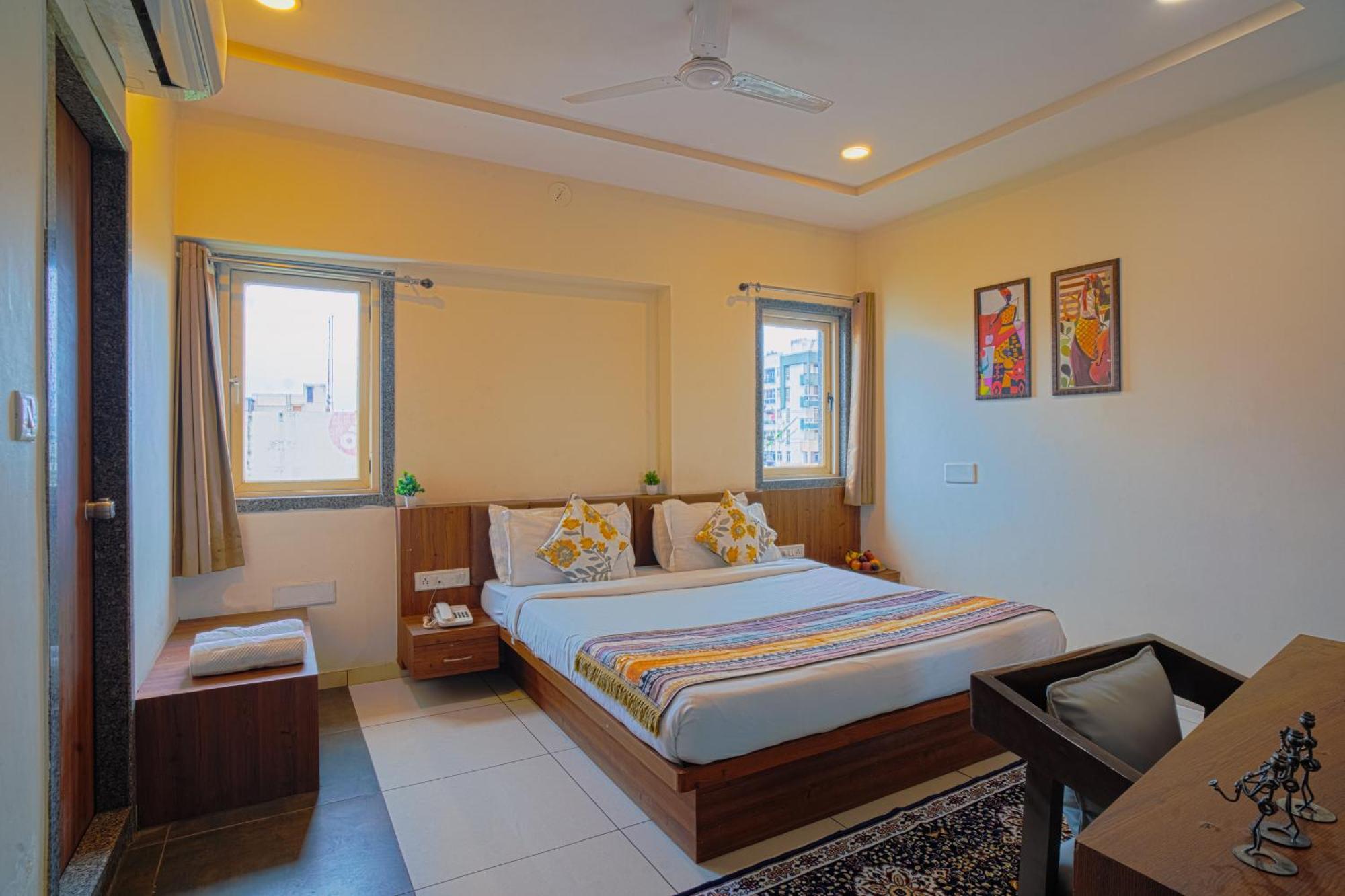 Hotel Naman Udaipur Extérieur photo